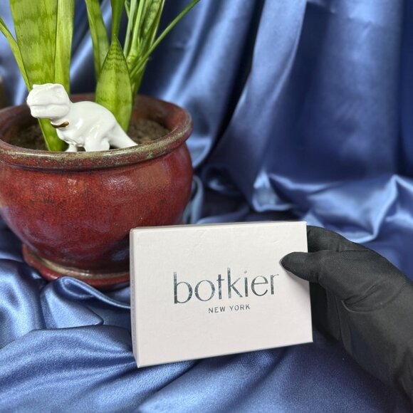 Botkier Cobble Hill Snap Wallet – Purples/White Saffiano Leather (NWT + Box) - Picture 2 of 16